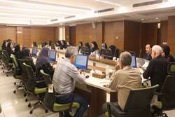 نشست صمیمانه مدیران داروخانه‌های بیمارستانی  مجموعه 13 آبان با محوریت تمهیدات مقابله با بحران‌ها