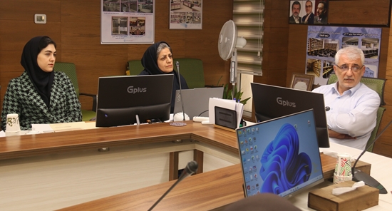 بررسی عملکرد 