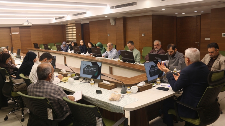 برگزاری نشست مدیران ستادی مجموعه داروخانه‌های ۱۳ آبان